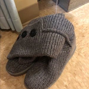 Grey sweater Ugg Boots